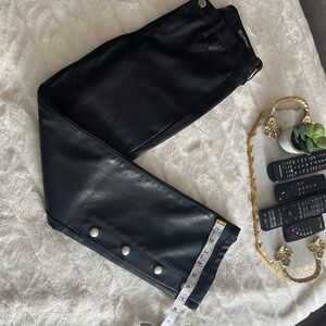 Blank NYC The Reade Black Vegan Leather Snap Leg Cropped Pants 24